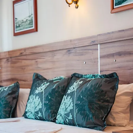 Hotell Buyuk Berk 4*