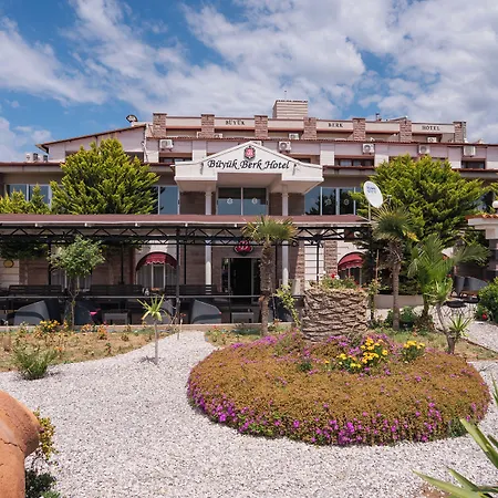 Hotel Buyuk Berk 4*