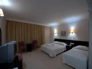 Otel Buyuk Berk Sarimsakli
